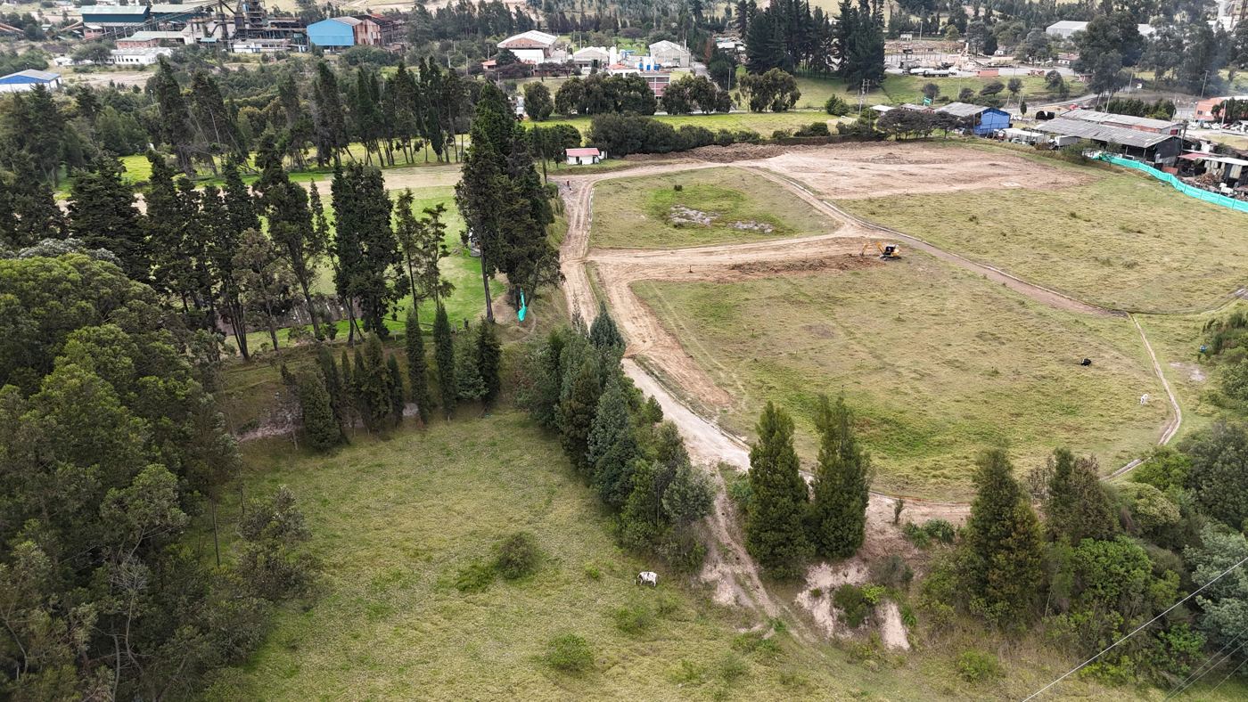 Vista aérea del monorrelleno de Cajicá en etapa de posclausura, 2024